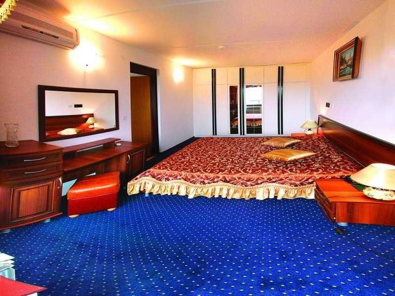 Beskyd Hotel Truskavets Luaran gambar
